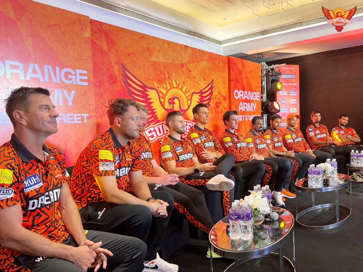 SRH-Fan-Meet-6.jpg 3