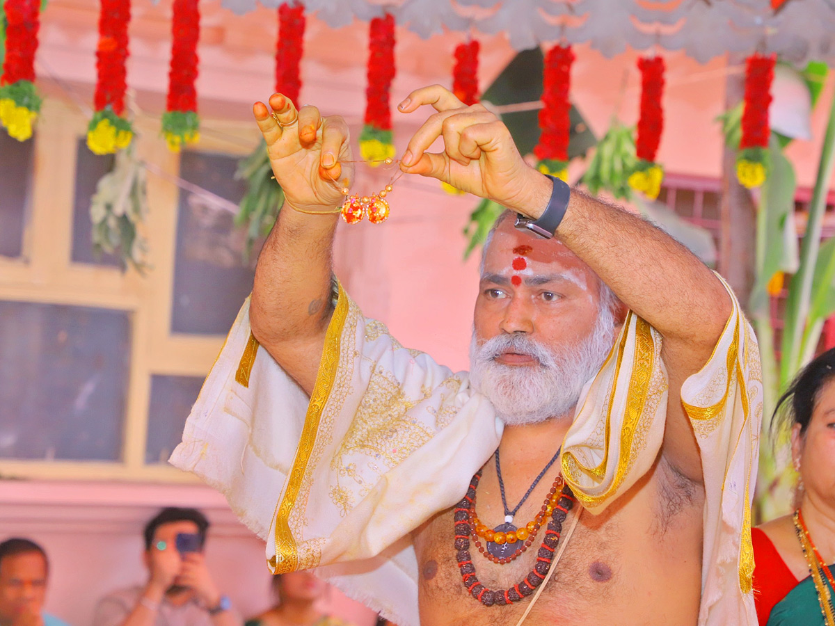 Shiva_20Kalyanam_20Mahotsav_20Celebrations_20in_20Raja_20Rajeshwara_20Temple_20At_20Vemulawada_20Photos_17.jpg 18
