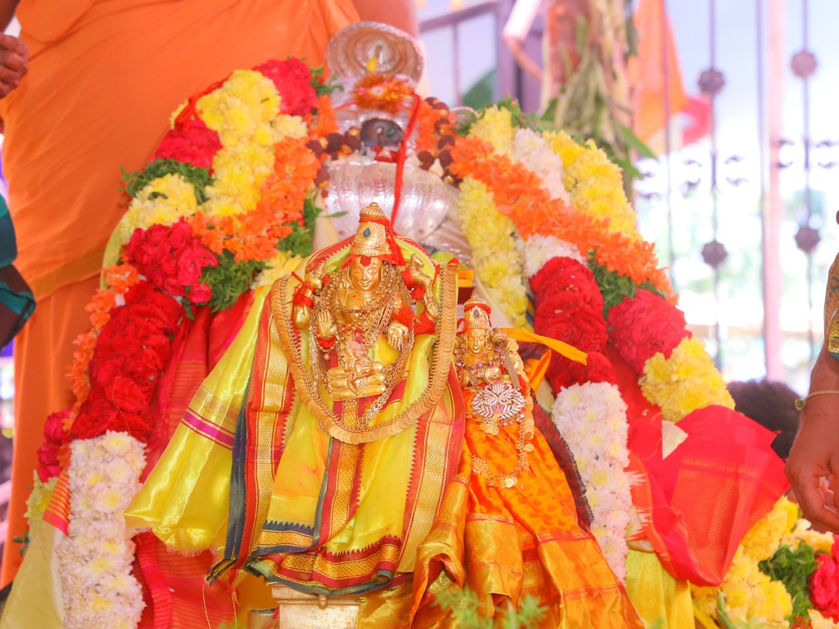 Shiva_20Kalyanam_20Mahotsav_20Celebrations_20in_20Raja_20Rajeshwara_20Temple_20At_20Vemulawada_20Photos_24.jpg 24