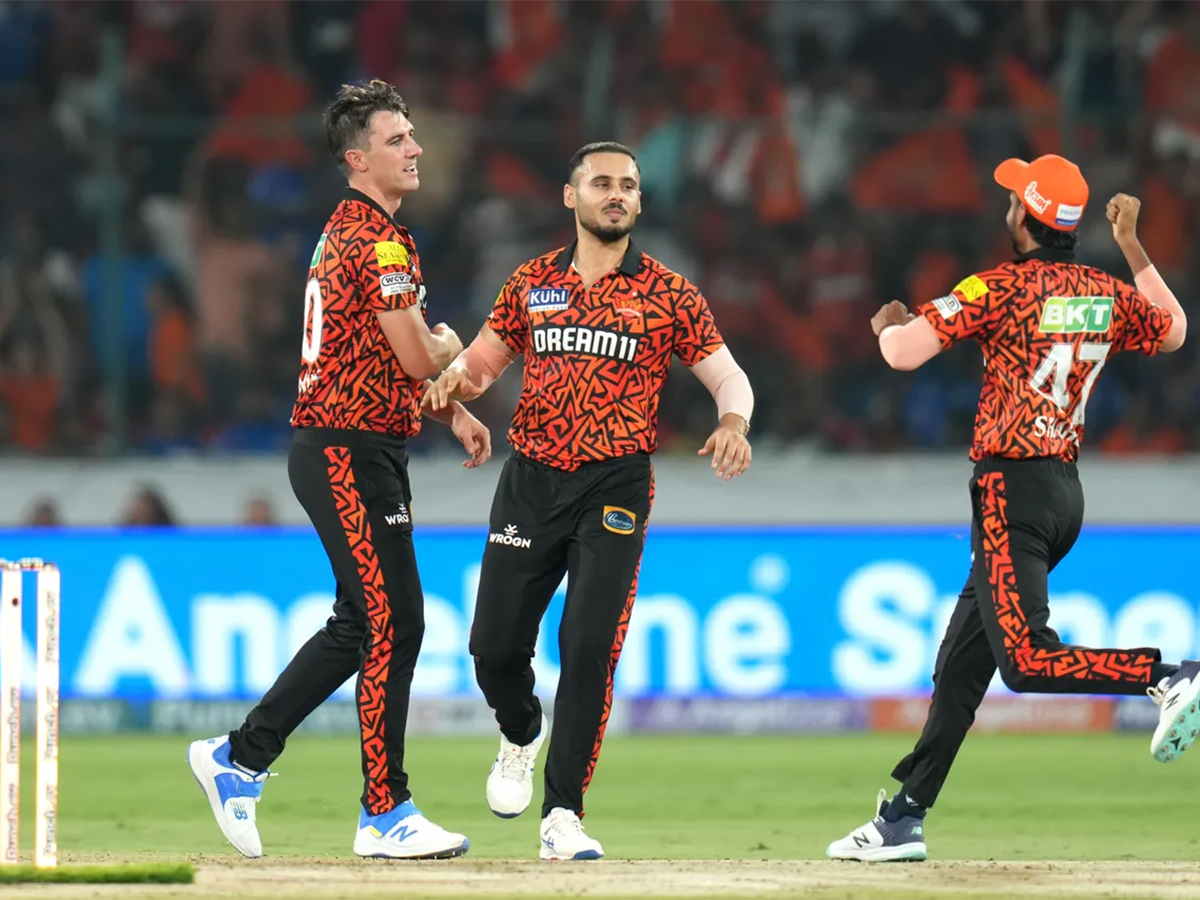 TATA_20IPL_202024_20_20tournament_20between_20Sunrisers_20Hyderabad_20and_20Mumbai_20Indians_20in_20Hyderabad-5.jpg 5