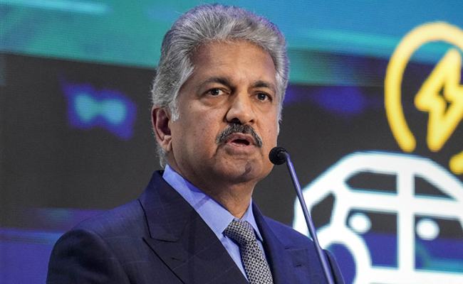 anand-mahindra-rs-500-crore.jpg
