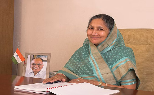 savitri.jpg