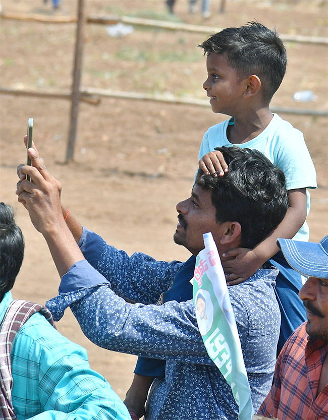 AP_20CM_20YS_20Jagan_20Memantha_20Siddham_20Day3_20at_20Kurnool_20district-10.jpg 10