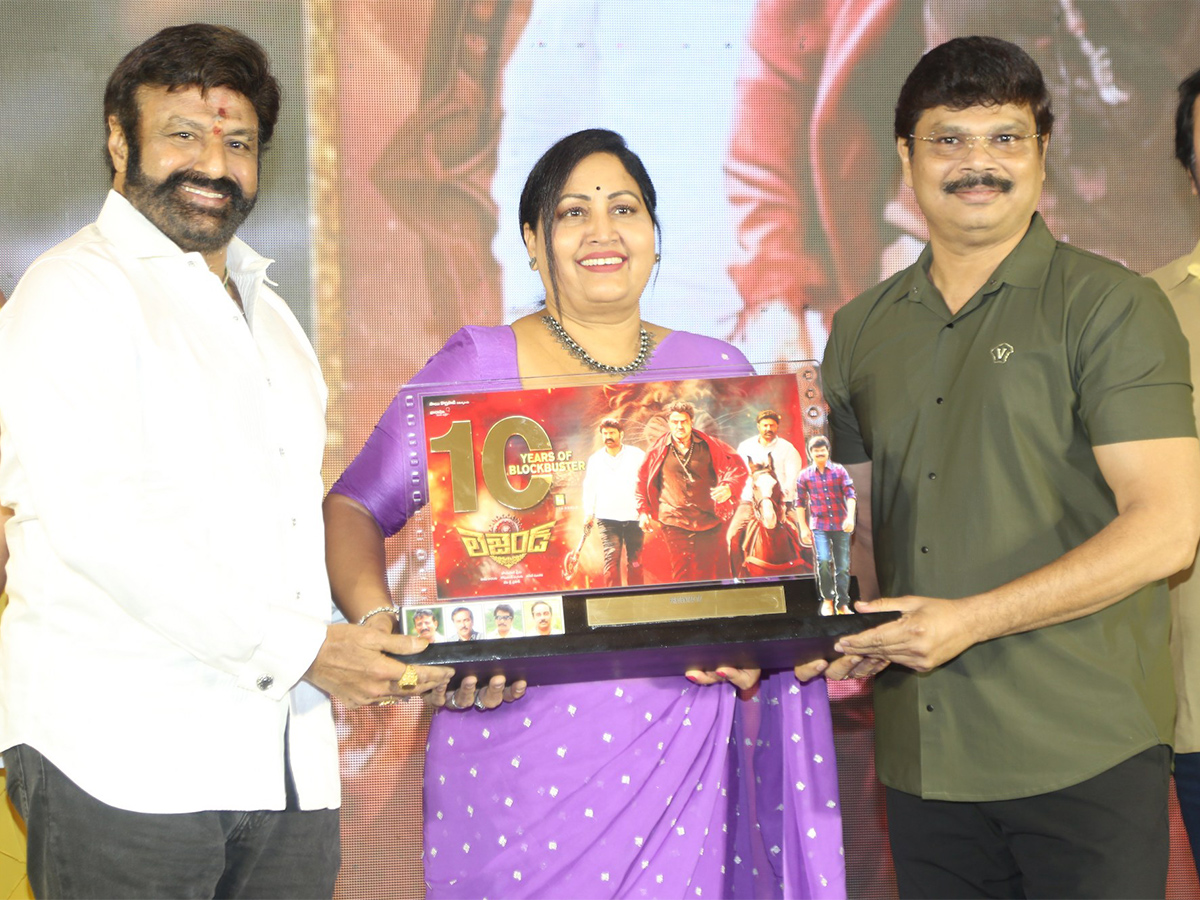 Balakrishna_20Legend_2010years_20Blockbuster_20Celebrations_20Event_20Photos-15.jpg 14
