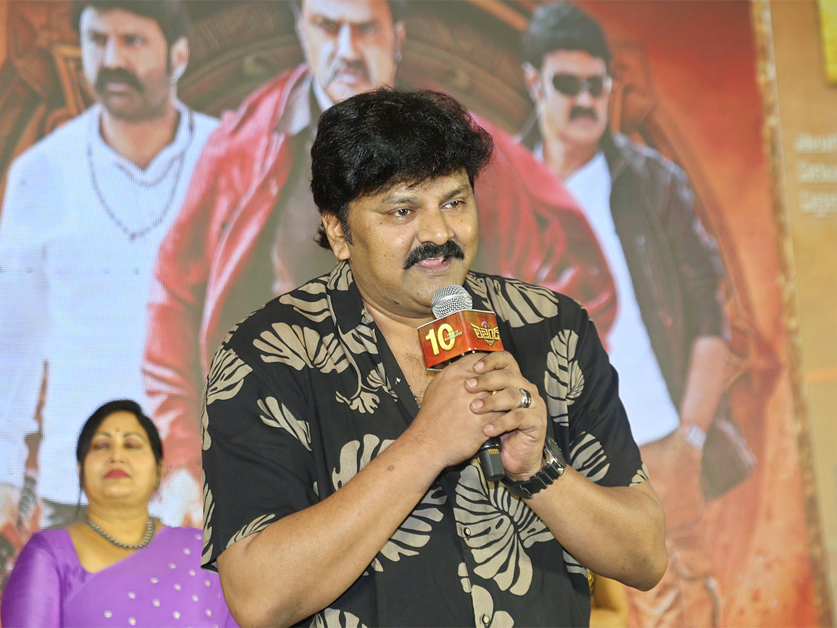 Balakrishna_20Legend_2010years_20Blockbuster_20Celebrations_20Event_20Photos-6.jpg 6
