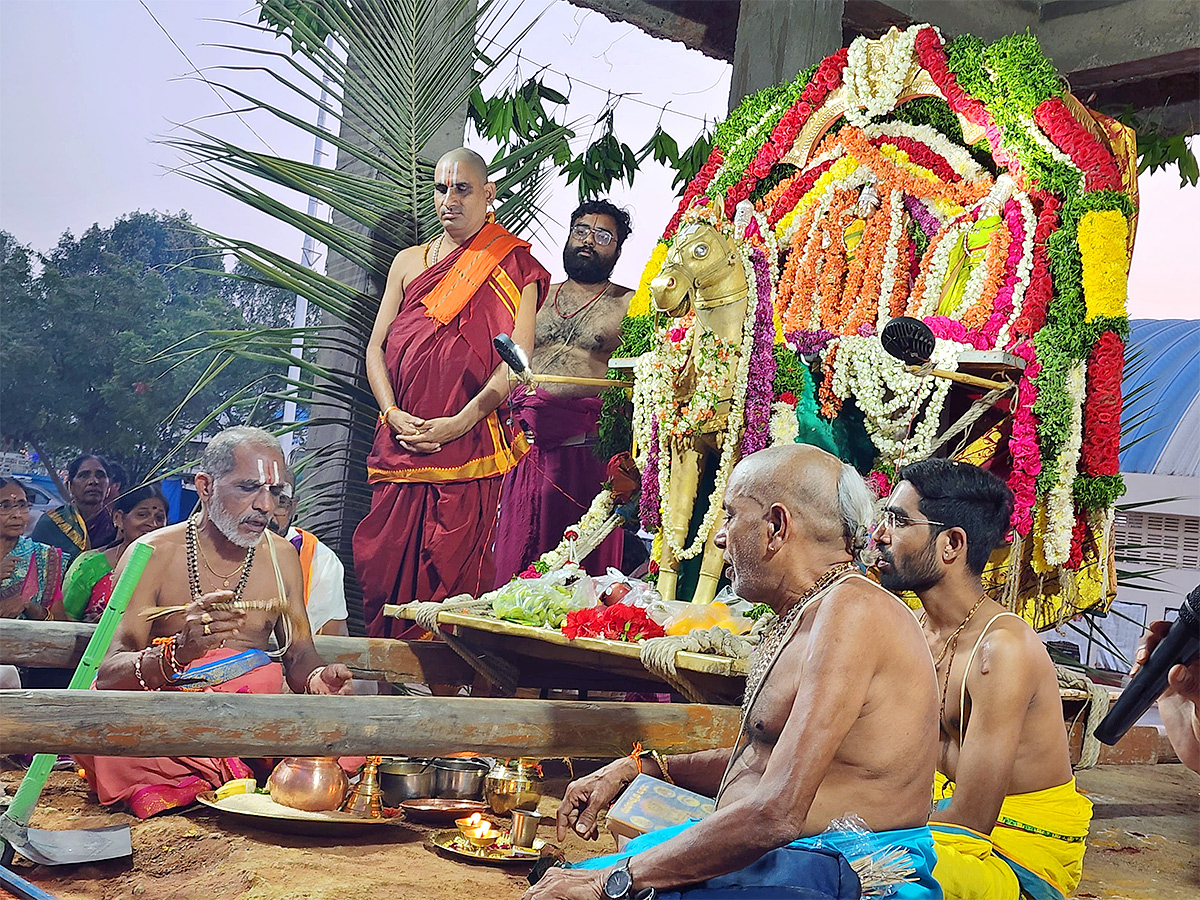 Dharmapuri_20Sri_20Lakshmi_20Narasimha_20Swamy_20Brahmotsavam-10.jpg 10