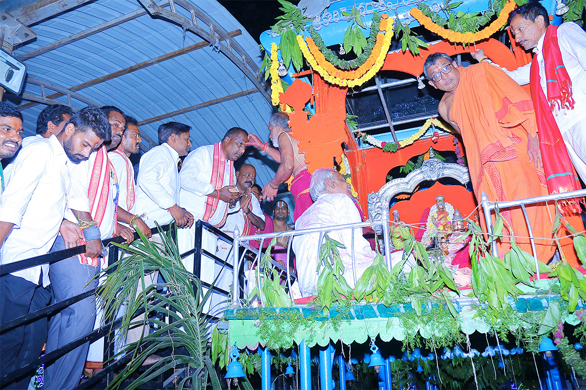 Dharmapuri_20Sri_20Lakshmi_20Narasimha_20Swamy_20Brahmotsavam-12.jpg 12