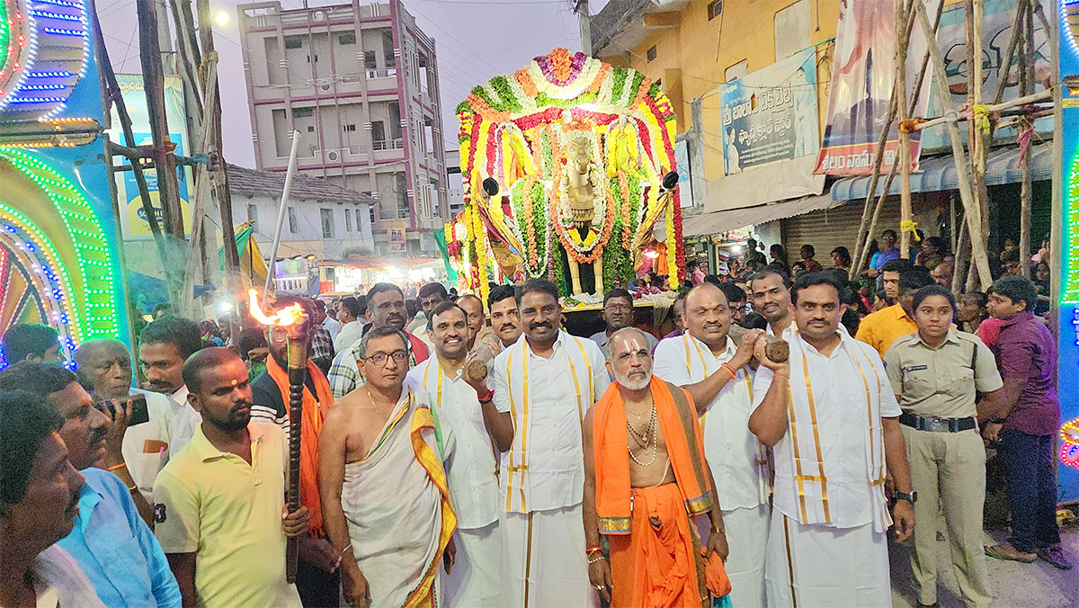 Dharmapuri_20Sri_20Lakshmi_20Narasimha_20Swamy_20Brahmotsavam-18.jpg 17