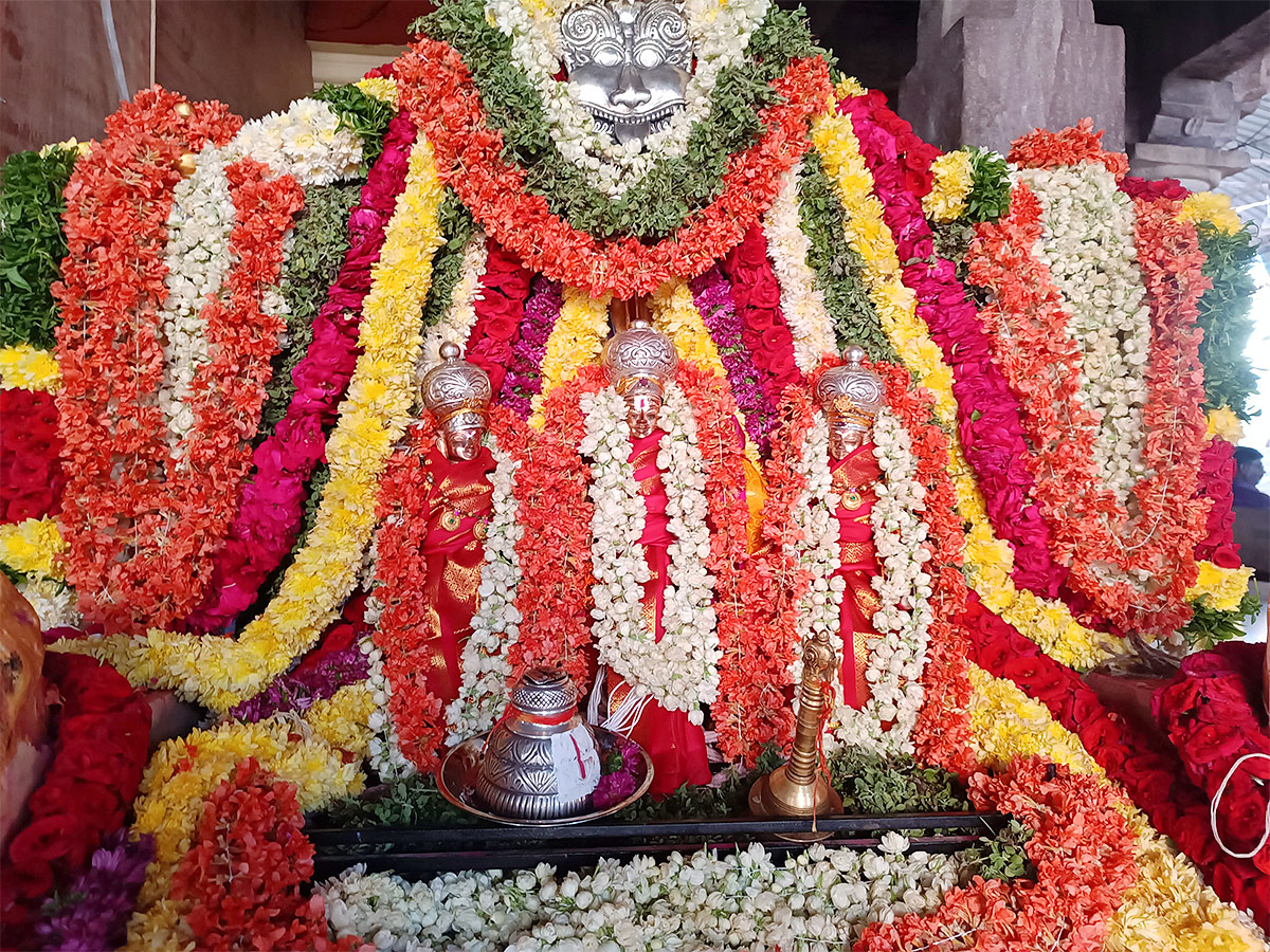 Dharmapuri_20Sri_20Lakshmi_20Narasimha_20Swamy_20Brahmotsavam-25.jpg 24