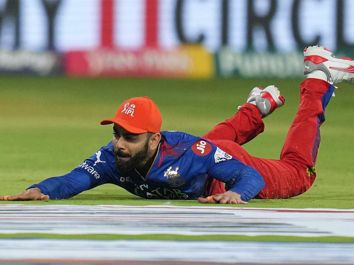 T20_20cricket_20match_20between_20Royal_20Challengers_20Bengaluru_20and_20Kolkata_20Knight_20Riders-24.jpg 24