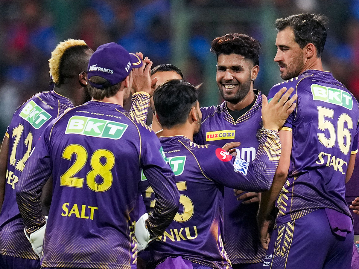 T20_20cricket_20match_20between_20Royal_20Challengers_20Bengaluru_20and_20Kolkata_20Knight_20Riders-33.jpg 31