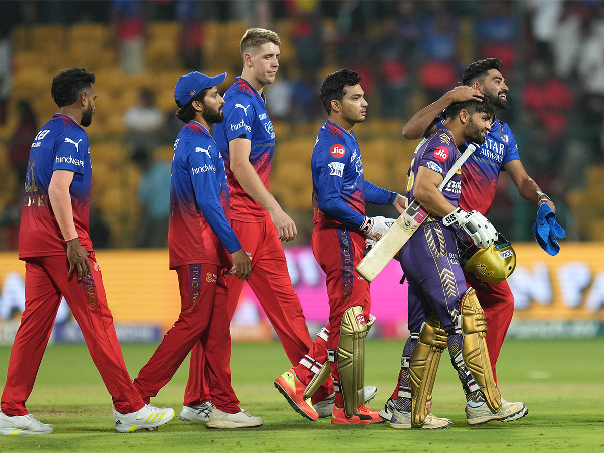 T20_20cricket_20match_20between_20Royal_20Challengers_20Bengaluru_20and_20Kolkata_20Knight_20Riders-41.jpg 38