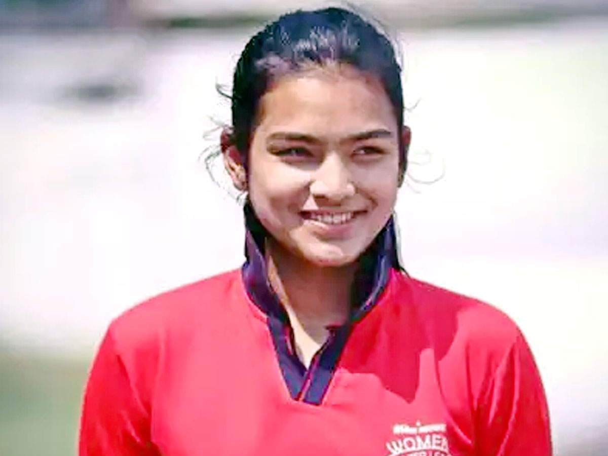 06-DishaKasath.jpg 10