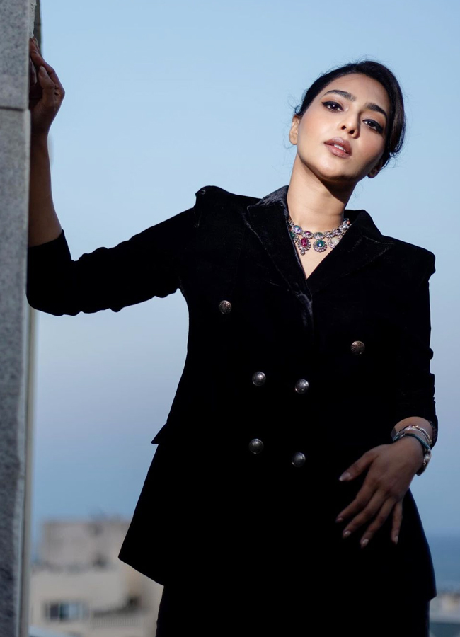 Aishwarya-1.jpg 2