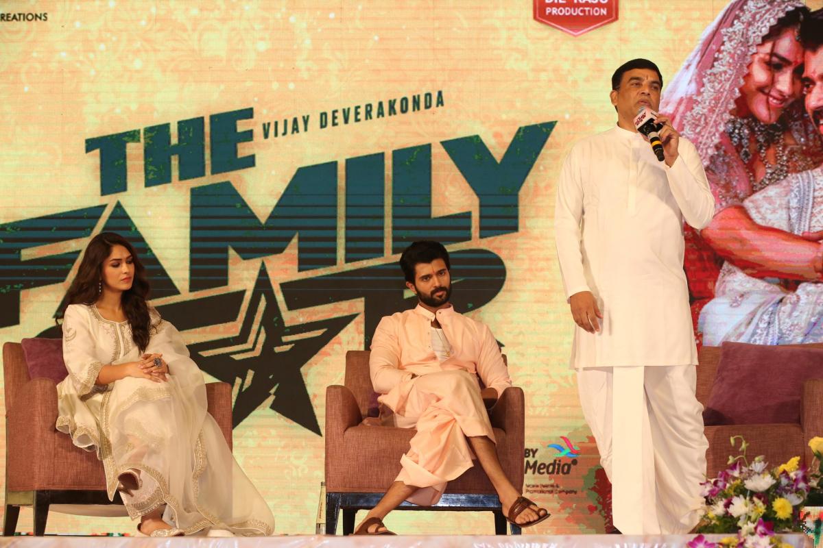 Family_20Star_20_2866_29.jpg 10