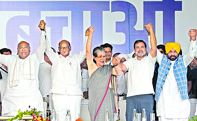 INDIA-OPPOSITION-RALLY_20copy.jpg