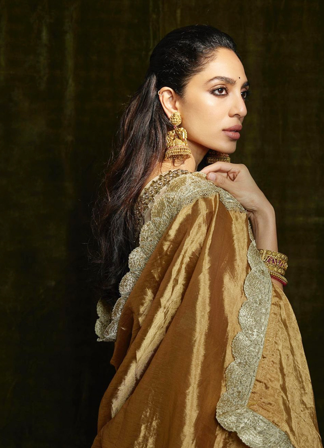 Sobhita-Dhulipala-8.jpg 9