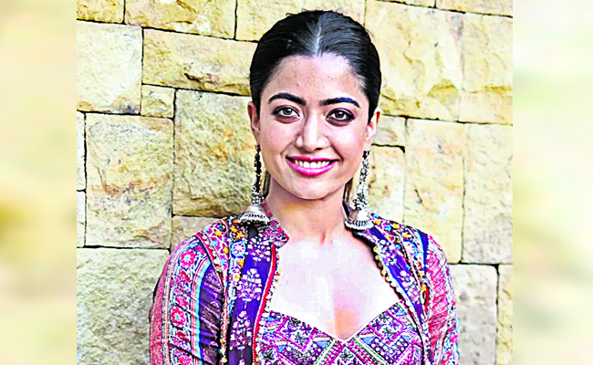 rashmika_20latest.jpg