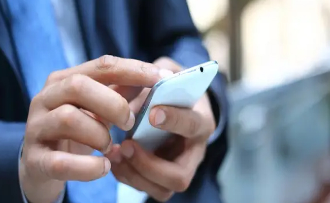 smartphonehacking.jpg