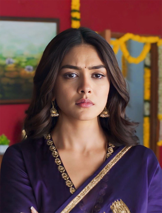 Actress_20Mrunal_20Thakur_20Stills-5.jpg 5