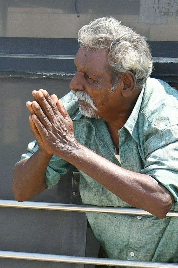 CM_20YS_20Jagan_20Memantha_20Siddham_20Bus_20Yatra_20Day_206_20At_20Annamayya_20District_20Photos_22.jpg 20