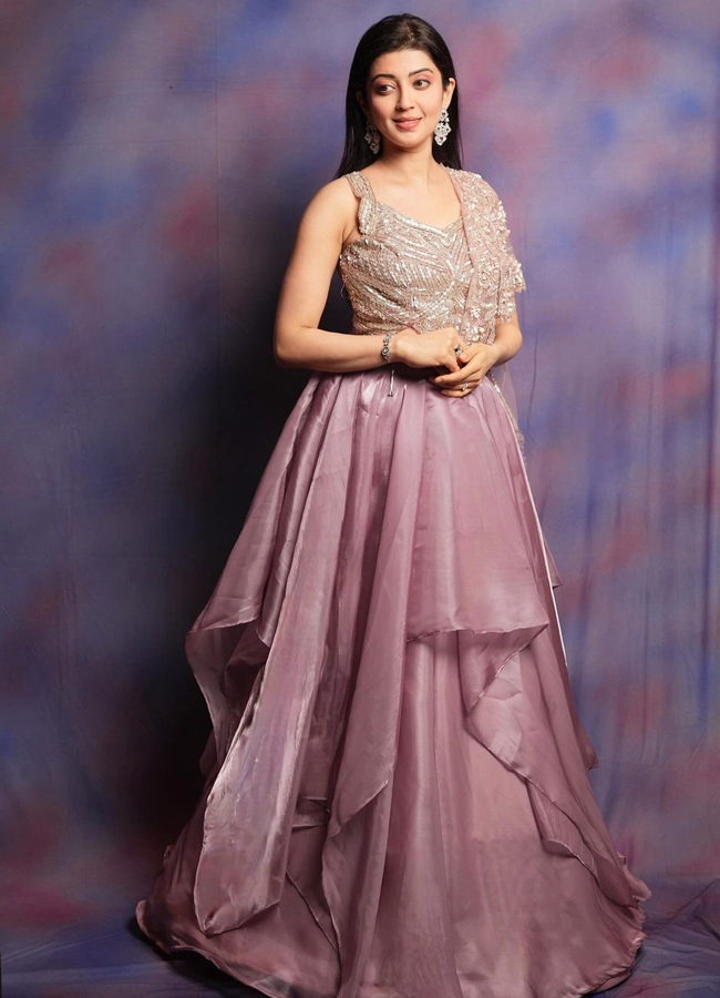 Pranita-Subhash-20.jpg 22