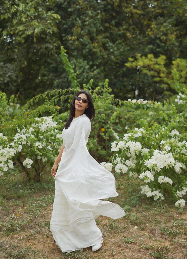 Aishwarya-Lekshmi-17.jpg 16