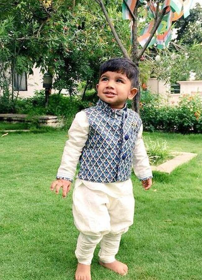 Allu-Ayaan-18.jpg 22