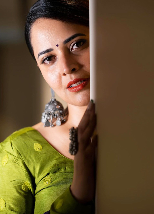 Anasuya-Bharadwaj-10.jpg 11