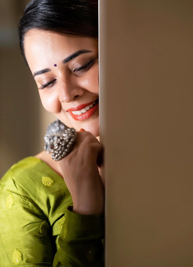 Anasuya-Bharadwaj-11.jpg 12
