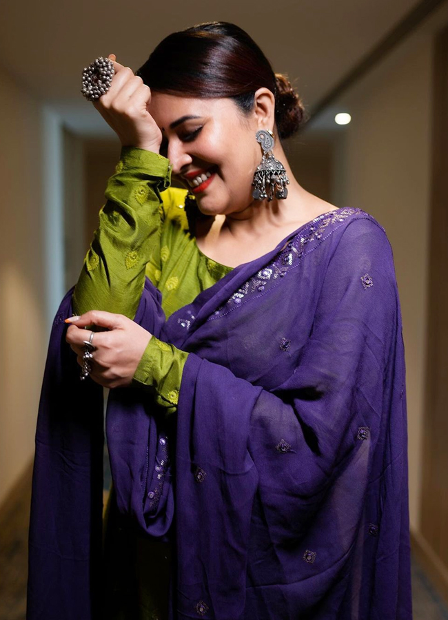 Anasuya-Bharadwaj-12.jpg 13