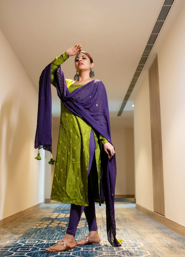 Anasuya-Bharadwaj-16.jpg 17