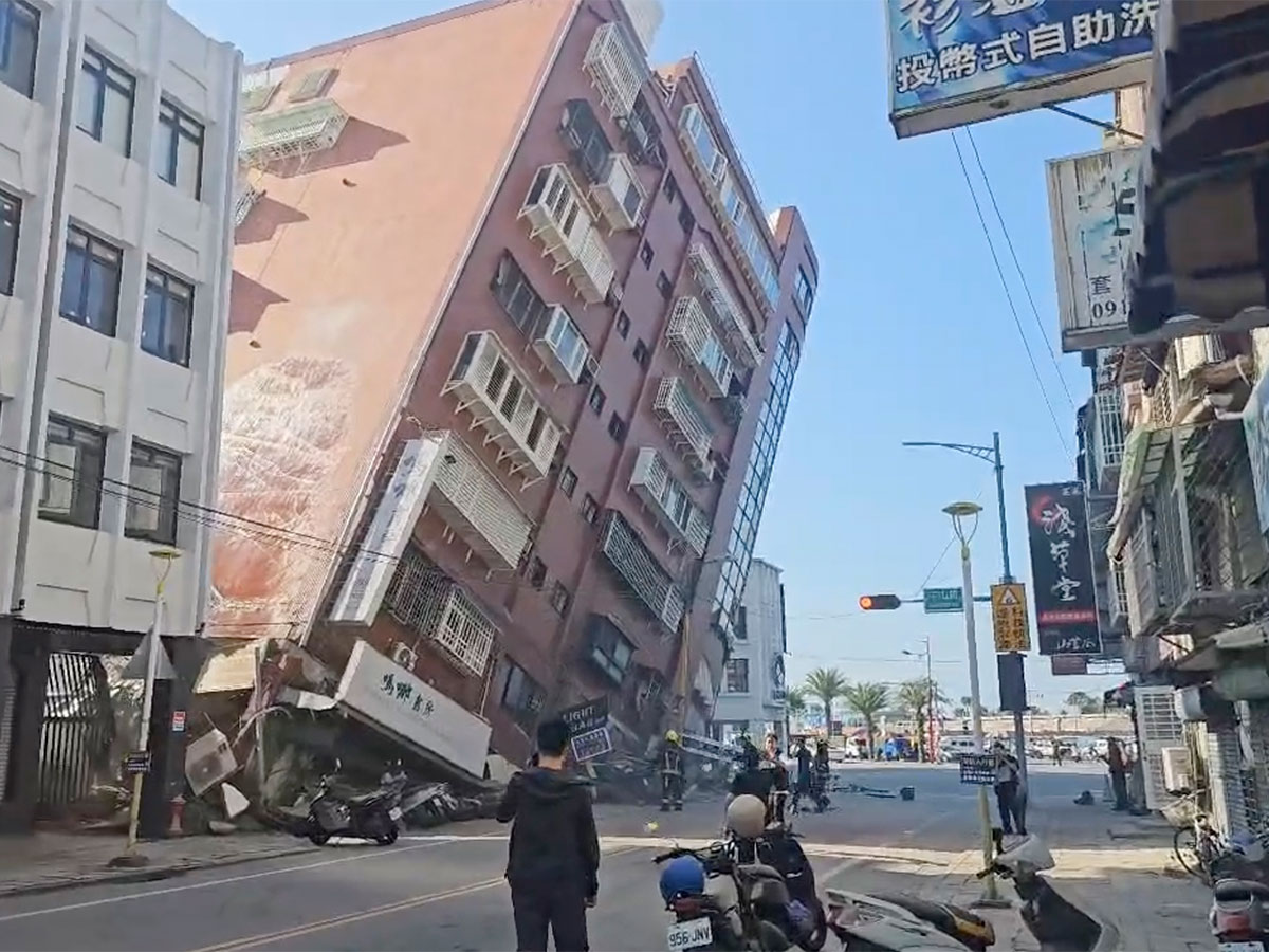 Earthquake_20in_20Taiwan_202024_20Photos-13.jpg 13