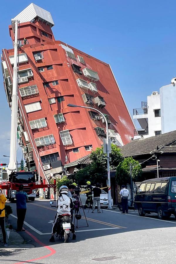 Earthquake_20in_20Taiwan_202024_20Photos-3.jpg 3
