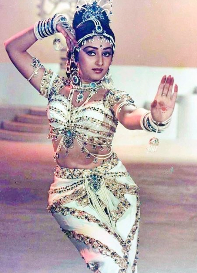 Jaya_Prada-11.jpg 12
