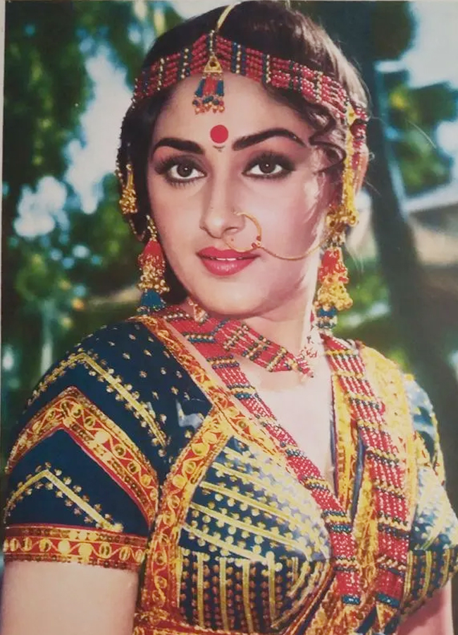 Jaya_Prada-20.jpg 21