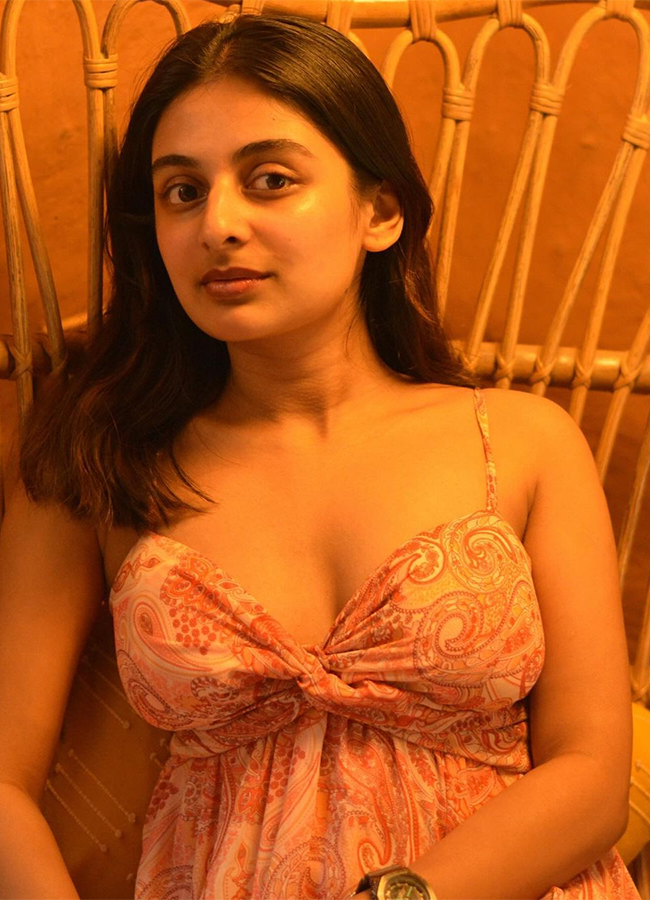 Actress_20Esther_20Anil_20Hot_20Photos-7.jpg 7