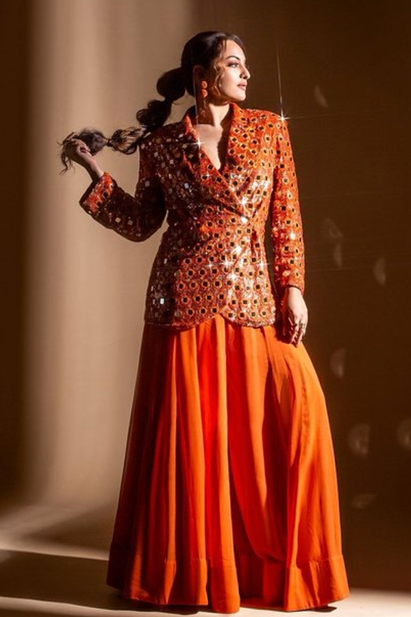 SonakshiSinha.jpg 16