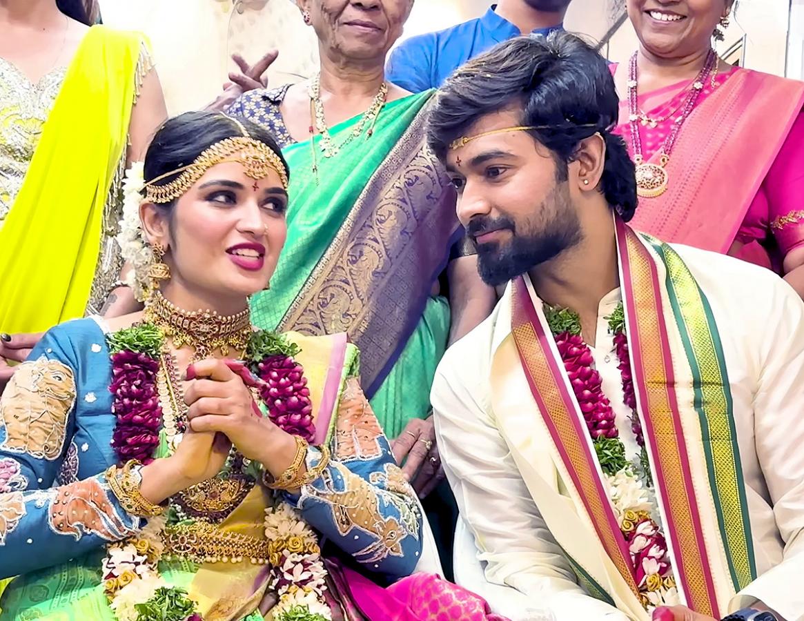 shivakumar_20marihal_20priyanka_20jain_20marriage-1.jpg 1