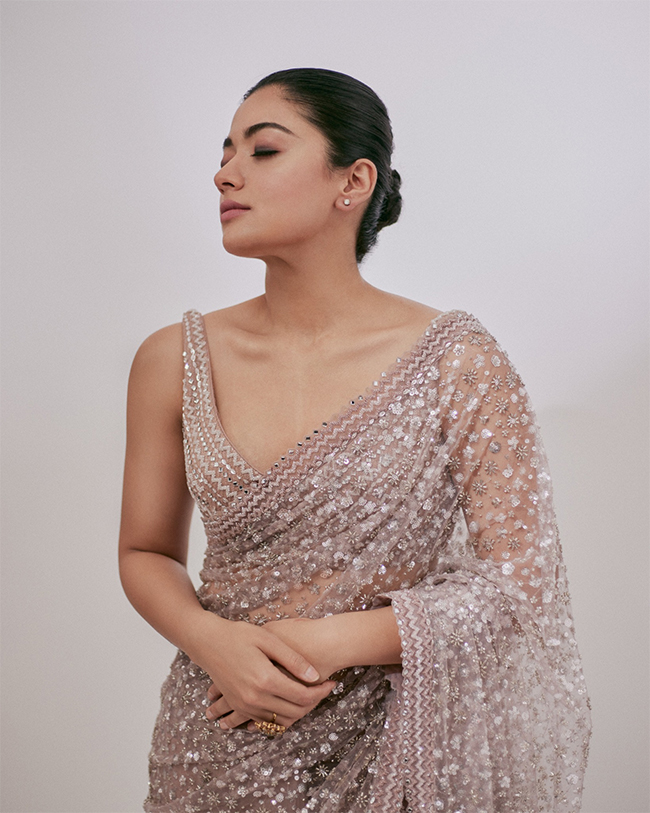 Actress_20Rashmika_20Mandanna_20Birthday_20Special_20photos-17.jpg 17