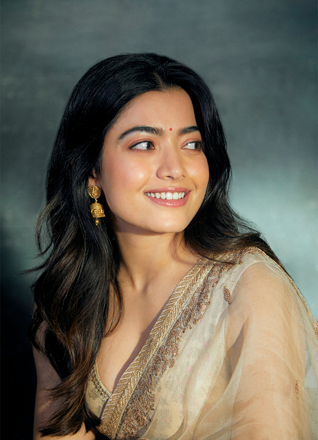 Actress_20Rashmika_20Mandanna_20Birthday_20Special_20photos-37.jpg 36