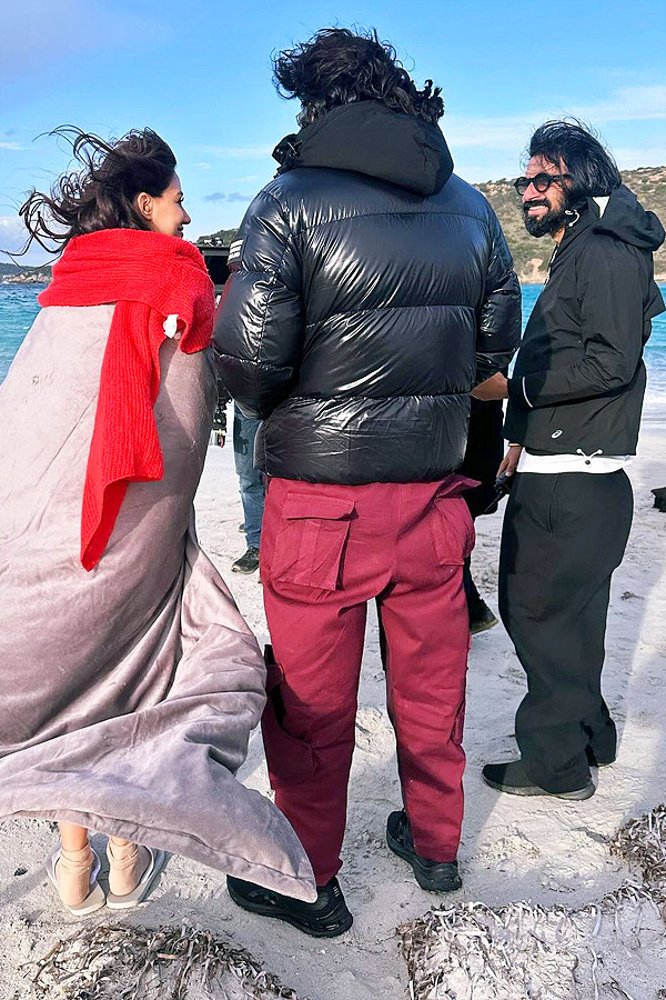 Disha_20Patani_20and_20Prabhas_20shoot_20in_20Italy_2C_20actor_20shares_20pictures_20from_20the_20sets_20Photos_4.jpg 5