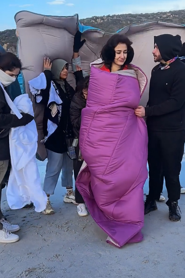 Disha_20Patani_20and_20Prabhas_20shoot_20in_20Italy_2C_20actor_20shares_20pictures_20from_20the_20sets_20Photos_8.jpg 9