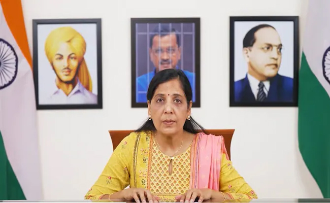 Sunita_20Kejriwal.jpg