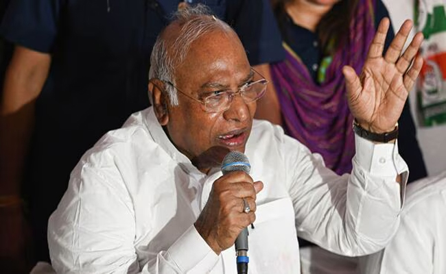 kharge.jpg