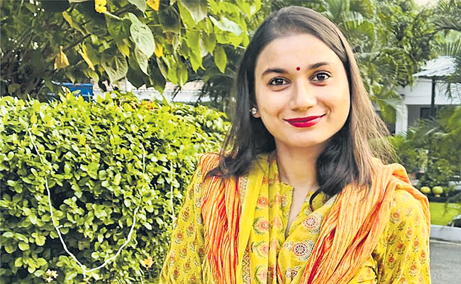 sambhavi-1.jpg