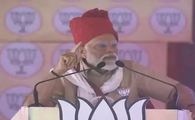 modi-in-rajastabn.jpg