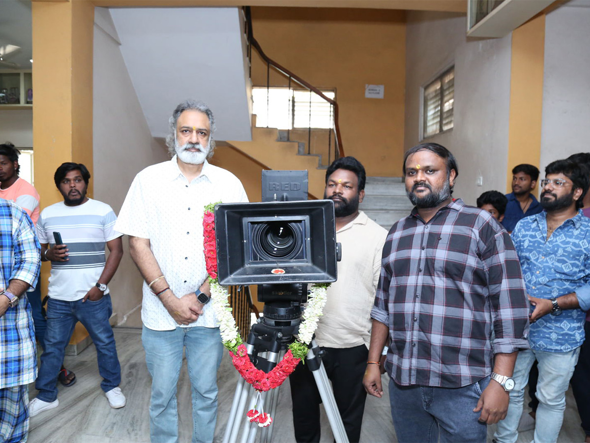 Bigboss_20Ashwini_20Miss_20Janaki_20Movie_20Opening_20Gallery-23.jpg 22