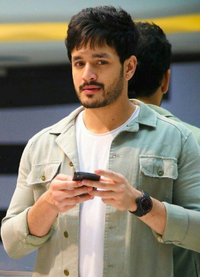 Akhil-Akkineni-15.jpg 17