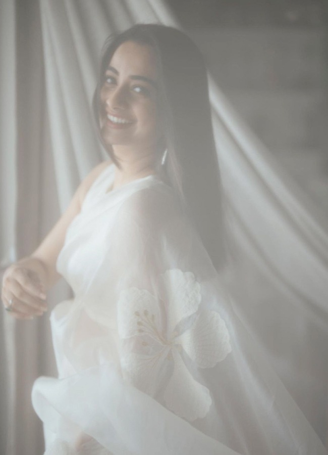 Namitha-Pramod-10.jpg 11